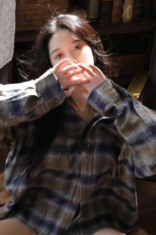 黄色美女免费看